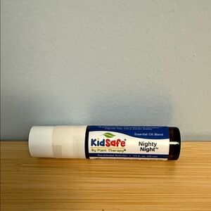 Plant Therapy KidSafe Nighty Night Essential Oil Roll-On Sealed New